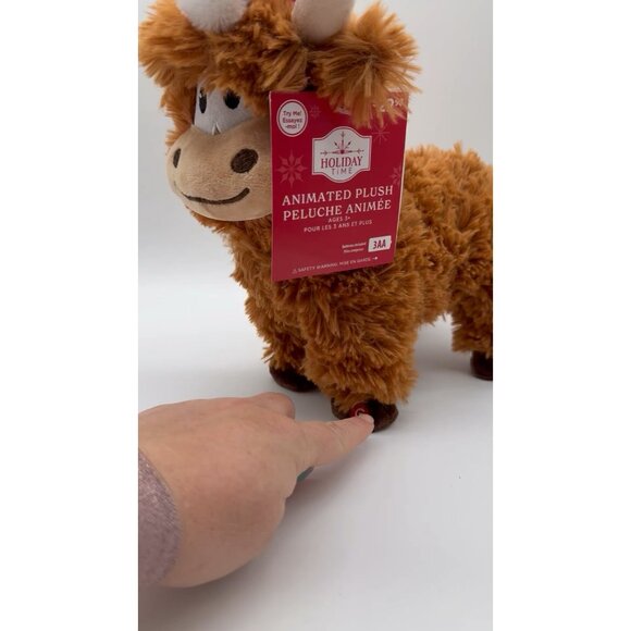 Plush Highland Cow w/ Santa Hat Singing & Dancing Gemmy Animatronics “Milkshake” - Picture 2 of 5